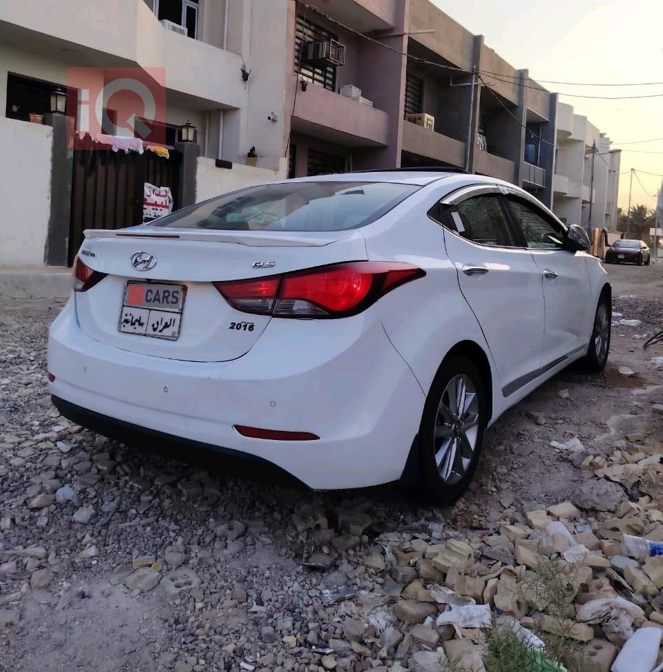 هيونداي النترا